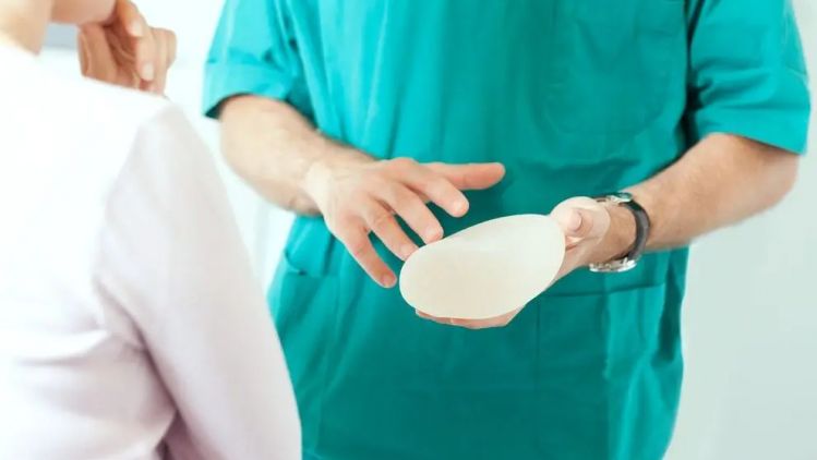 Informations concernant les prothèses mammaires en silicone